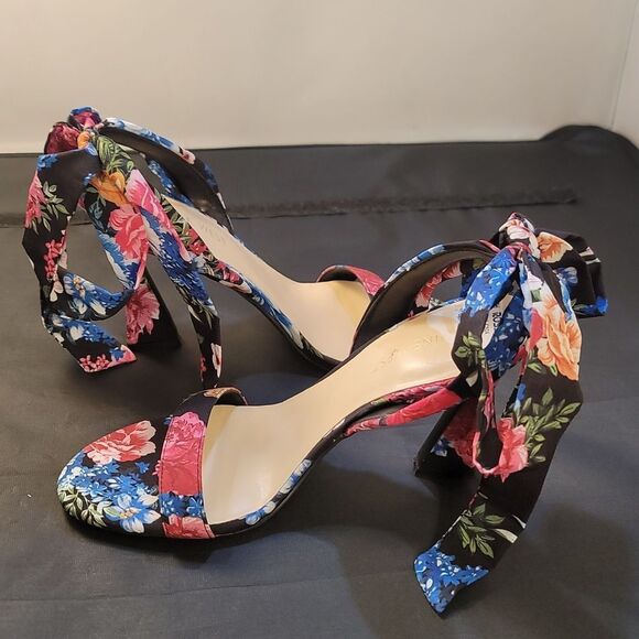 BRAND NEW NINE WEST KOBS ANKLE BOWNOT TIE SANDAL (WOMEN) - Picture 5 of 16